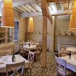 Restaurante Casa De La Sal Гостевой дом Канделарио