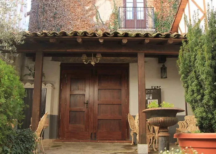 Guest house Posada Restaurante Casa De La Sal Candelario